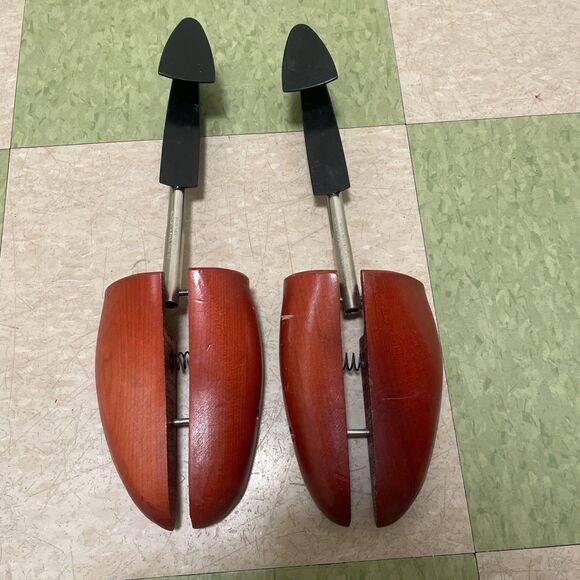 Vintage King Size Wood Shoe Trees Size Pair Insert Stretcher Form Rochester Shoe - Picture 1 of 4